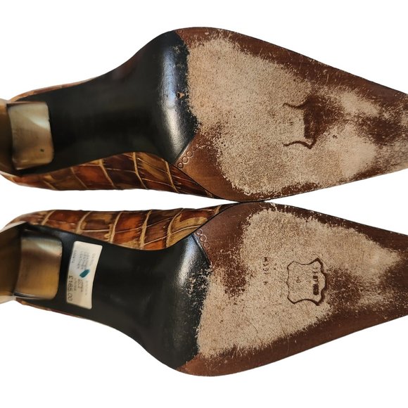 Stuart Weitzman Brown Tortoise Shell Leather Pump - Picture 8 of 11